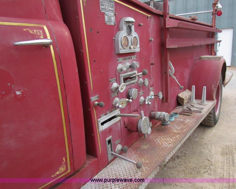 image for item B7205 1952 Ford F-7  Big Job fire truck