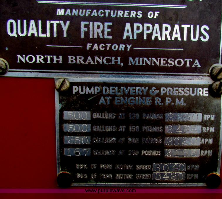 image for item B7205 1952 Ford F-7  Big Job fire truck