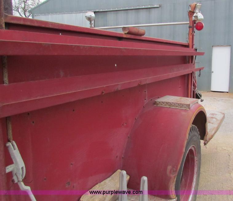 image for item B7205 1952 Ford F-7  Big Job fire truck