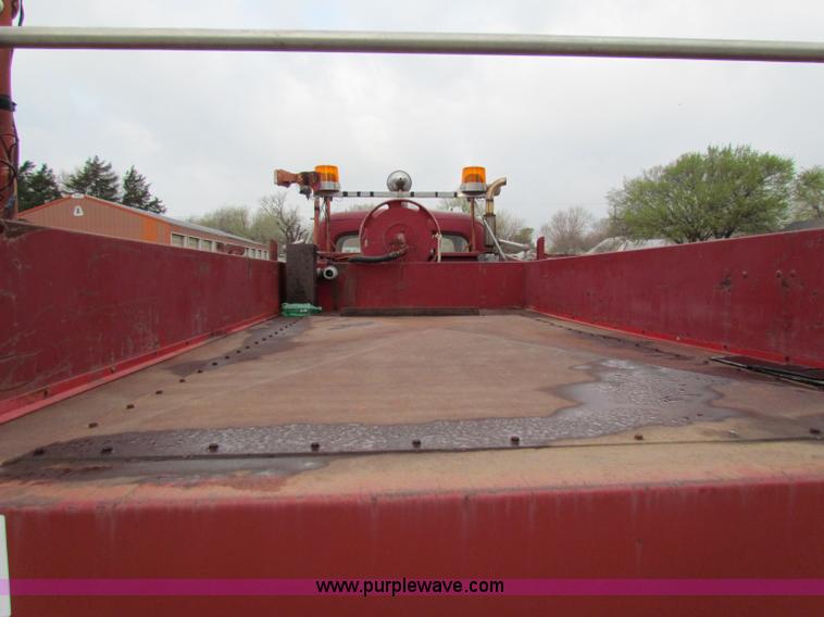 image for item B7205 1952 Ford F-7  Big Job fire truck