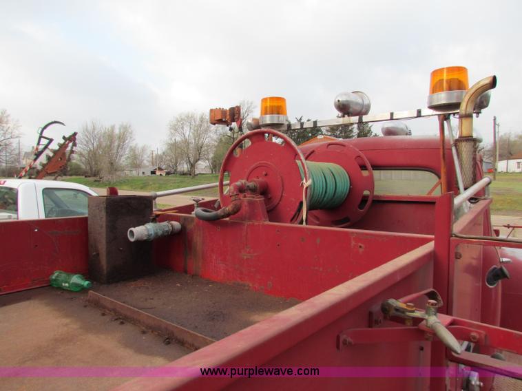 image for item B7205 1952 Ford F-7  Big Job fire truck