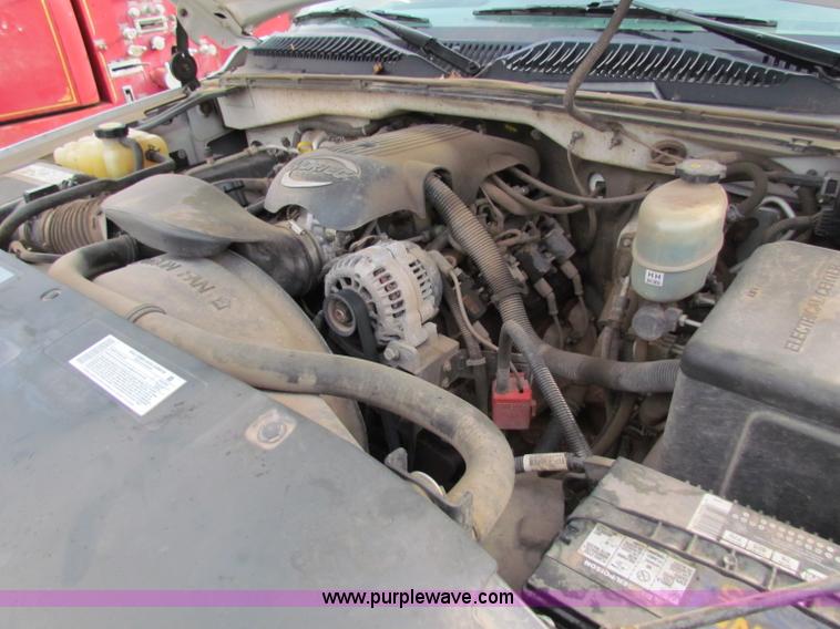 image for item B7206 2002 Chevrolet Silverado 2500