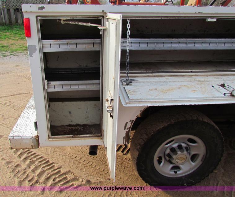 image for item B7206 2002 Chevrolet Silverado 2500