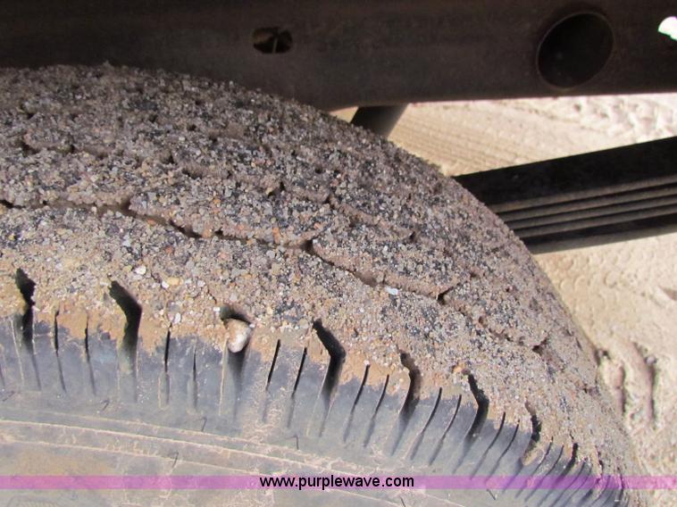 image for item B7206 2002 Chevrolet Silverado 2500