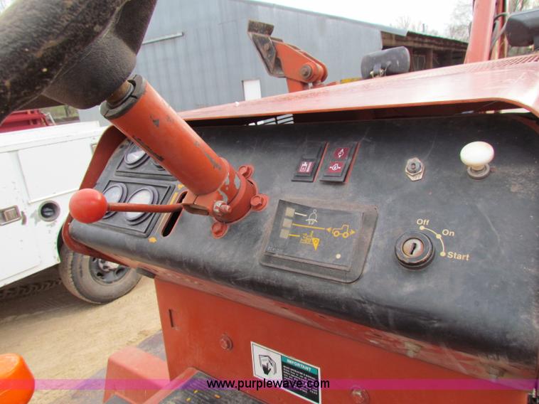 image for item B7207 1995 Ditch Witch 3500D  trencher with trailer