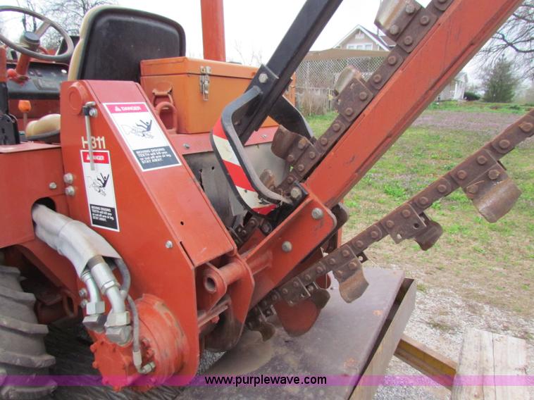 image for item B7207 1995 Ditch Witch 3500D  trencher with trailer