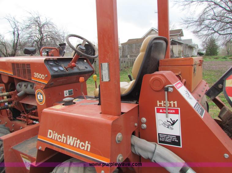 image for item B7207 1995 Ditch Witch 3500D  trencher with trailer