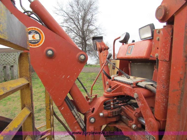 image for item B7207 1995 Ditch Witch 3500D  trencher with trailer