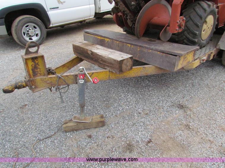 image for item B7207 1995 Ditch Witch 3500D  trencher with trailer