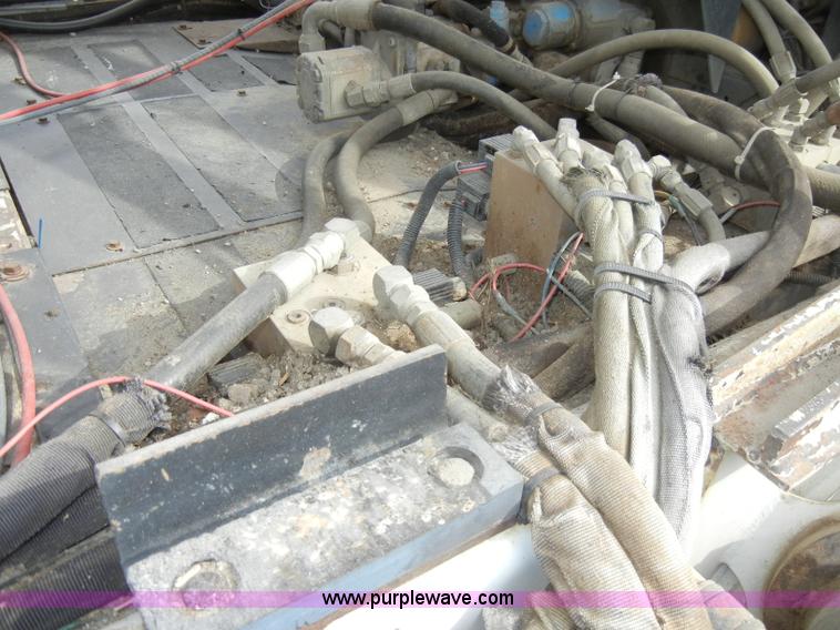 image for item C4009 1997 Johnston 3000 street sweeper