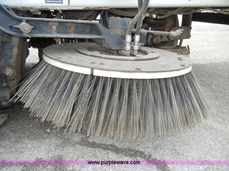 image for item C4009 1997 Johnston 3000 street sweeper