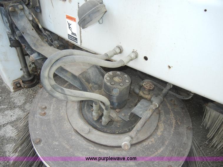 image for item C4009 1997 Johnston 3000 street sweeper