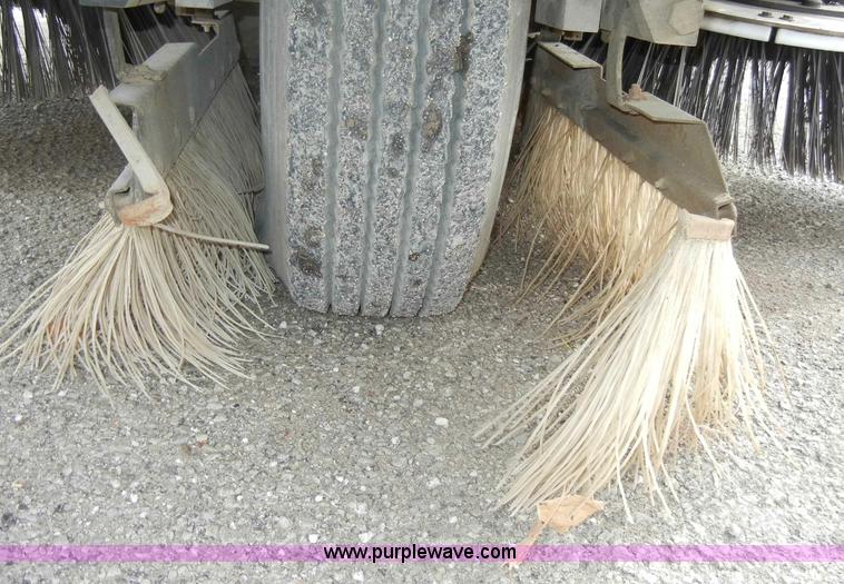 image for item C4009 1997 Johnston 3000 street sweeper