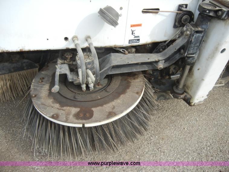 image for item C4009 1997 Johnston 3000 street sweeper
