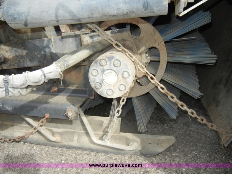 image for item C4009 1997 Johnston 3000 street sweeper