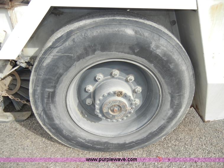image for item C4009 1997 Johnston 3000 street sweeper
