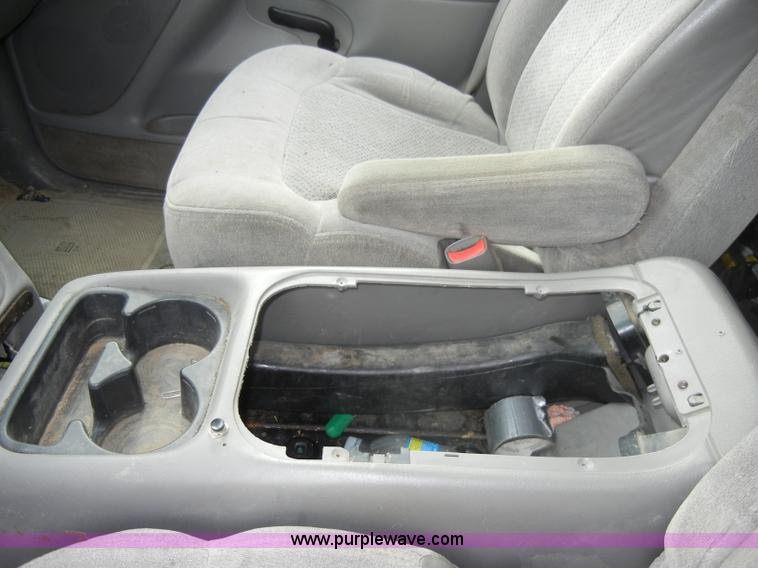 image for item C4010 2000 Chevrolet Silverado K1500 Z71 extended cab pickup truck