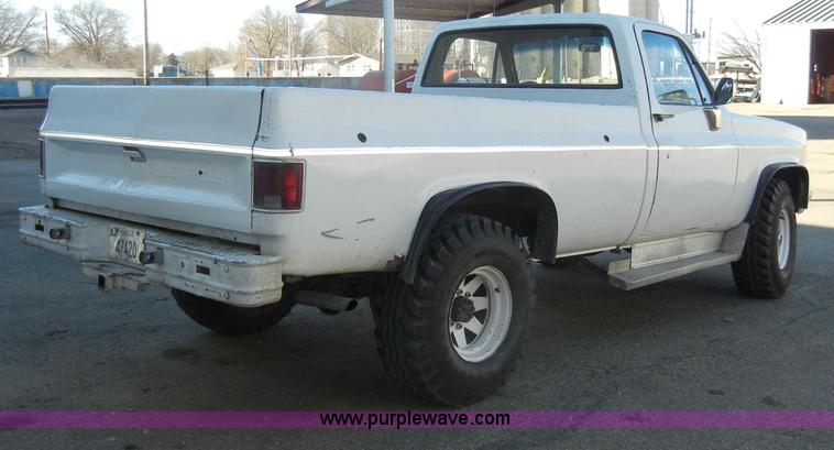 image for item C4012 1984 Chevrolet D30 Military 1.25 ton truck