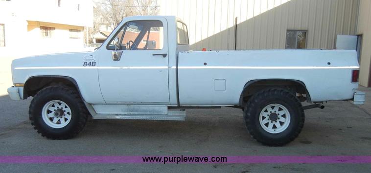 image for item C4012 1984 Chevrolet D30 Military 1.25 ton truck