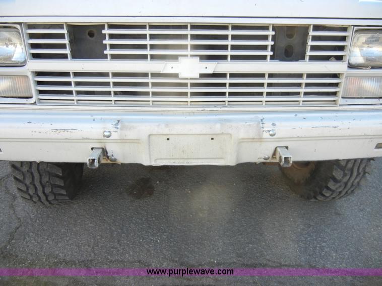 image for item C4012 1984 Chevrolet D30 Military 1.25 ton truck