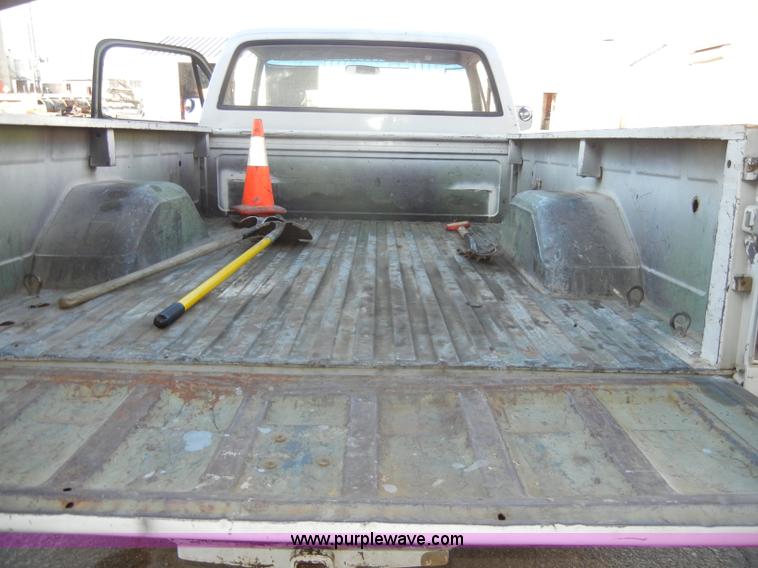 image for item C4012 1984 Chevrolet D30 Military 1.25 ton truck