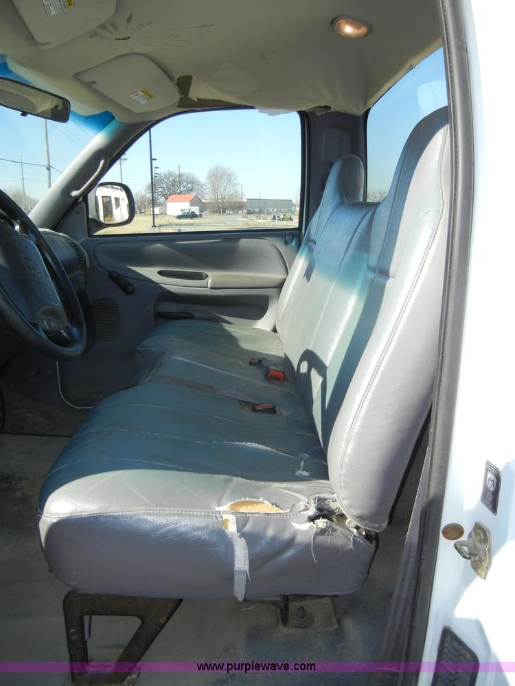 image for item C4071 1999 Dodge Ram 1500 pickup truck