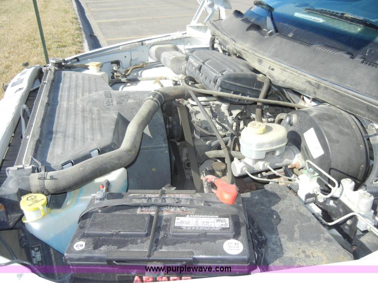 image for item C4071 1999 Dodge Ram 1500 pickup truck