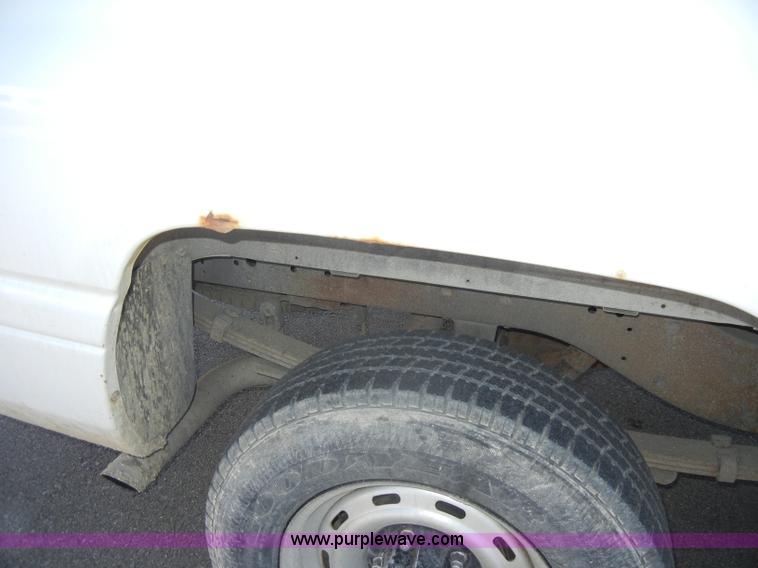 image for item C4071 1999 Dodge Ram 1500 pickup truck