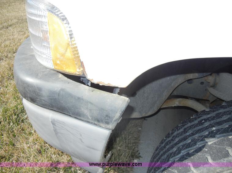 image for item C4071 1999 Dodge Ram 1500 pickup truck