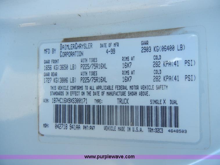 image for item C4071 1999 Dodge Ram 1500 pickup truck