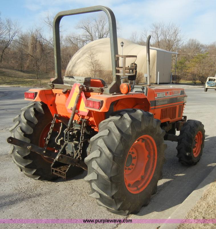 image for item C4090 1986 Kubota L3350 MFWD tractor