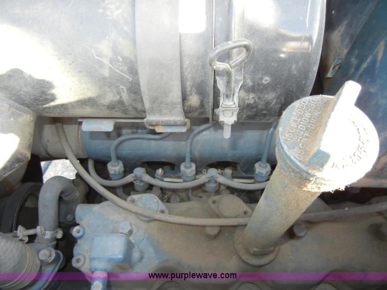 image for item C4090 1986 Kubota L3350 MFWD tractor