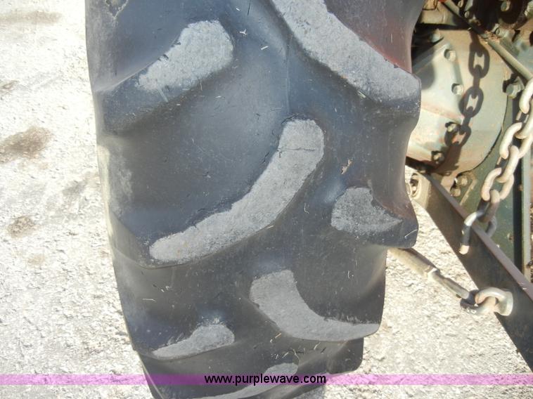 image for item C4090 1986 Kubota L3350 MFWD tractor