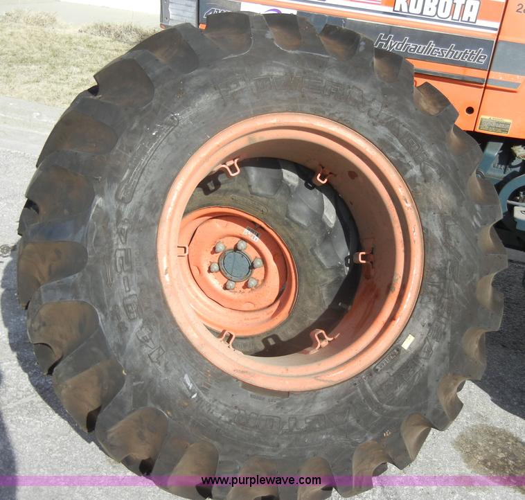image for item C4090 1986 Kubota L3350 MFWD tractor