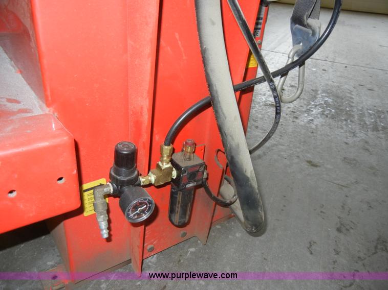 image for item C4091 2002 Colibri BL 5121TAS tire changer