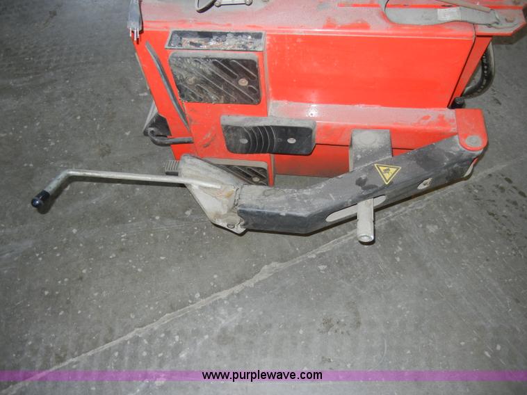 image for item C4091 2002 Colibri BL 5121TAS tire changer