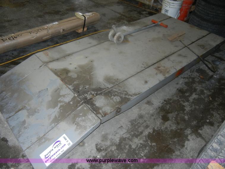 image for item C4097 Air lift