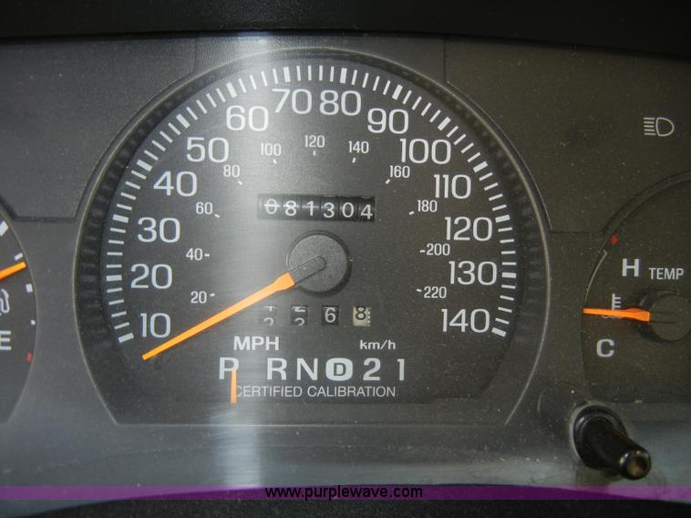 image for item C4202 1996 Ford Crown Victoria