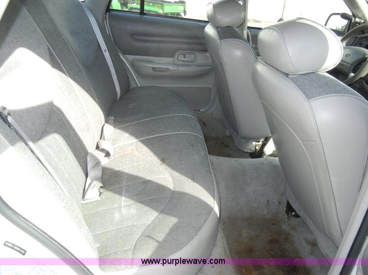 image for item C4202 1996 Ford Crown Victoria