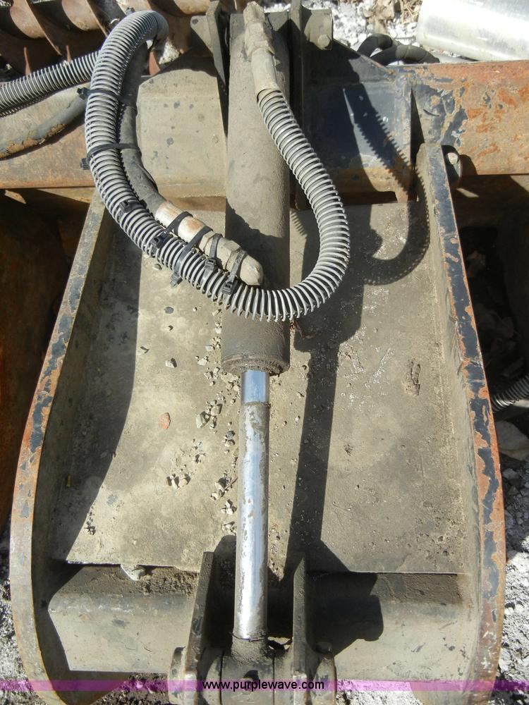 image for item C4203 6' skid steer grapple bucket