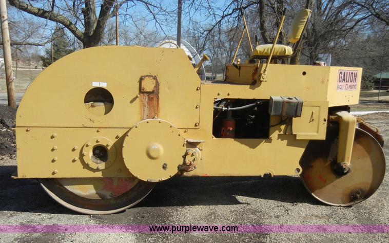 image for item C4214 Galion Roll-O-Matic tandem roller