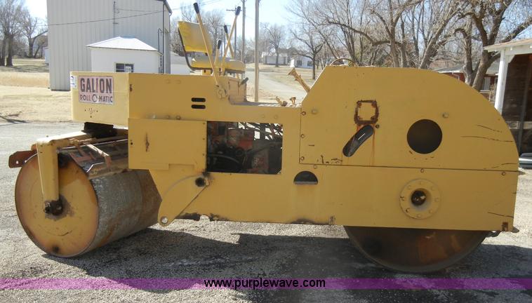 image for item C4214 Galion Roll-O-Matic tandem roller