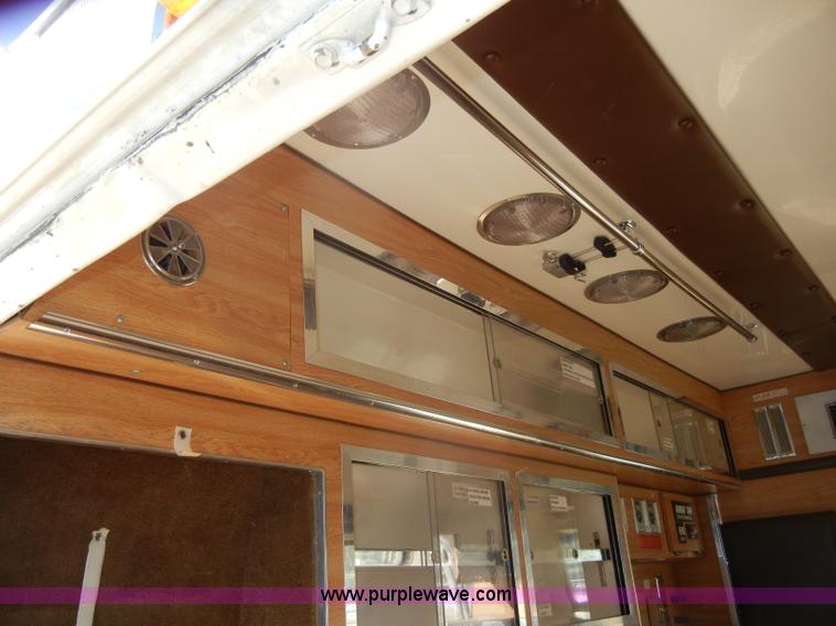 image for item C4215 1989 Ford E350 ambulance