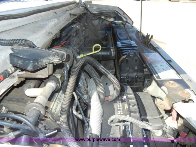 image for item C4215 1989 Ford E350 ambulance