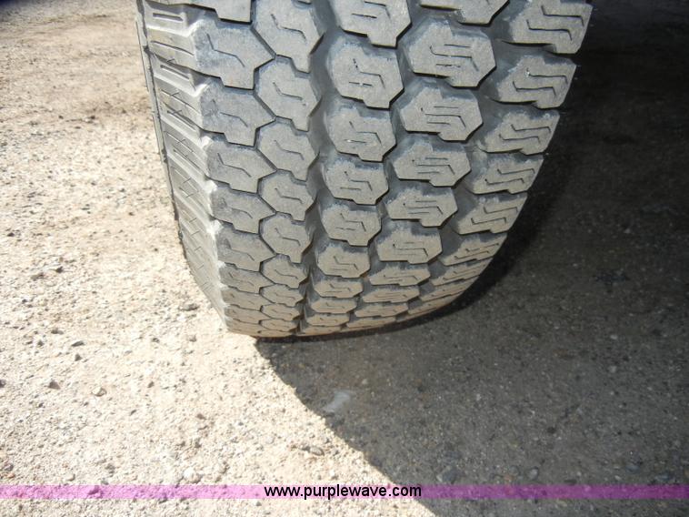 image for item C4215 1989 Ford E350 ambulance