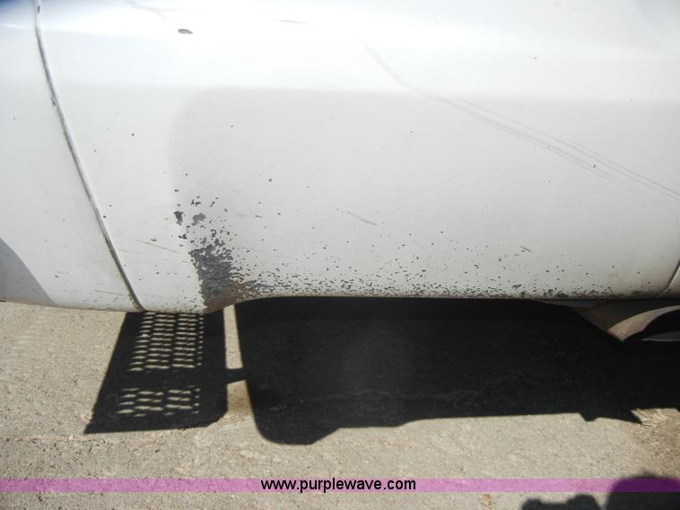 image for item C4215 1989 Ford E350 ambulance