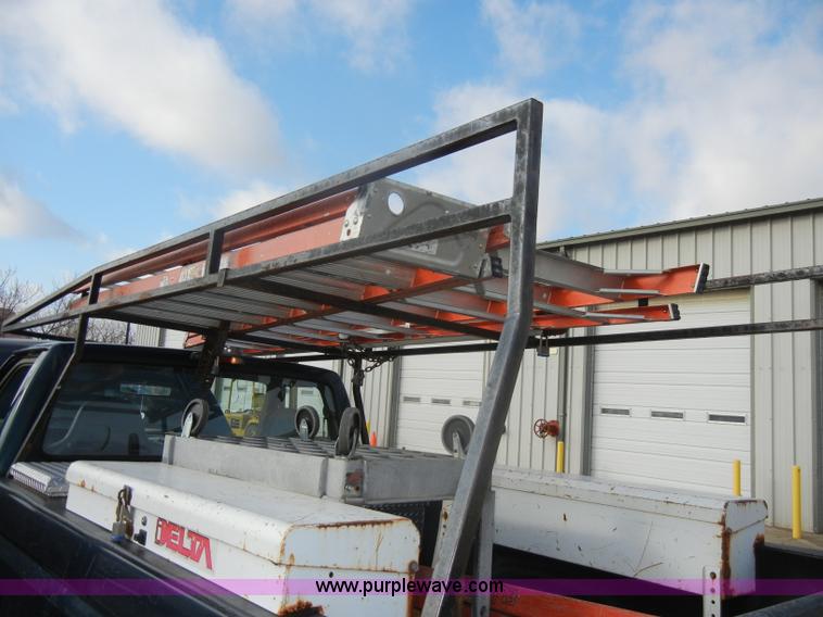 image for item C4217 1995 Ford F150 XL pickup truck