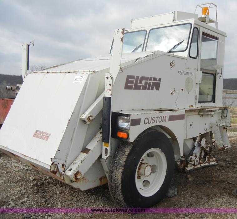 image for item C4233 Elgin custom street sweeper