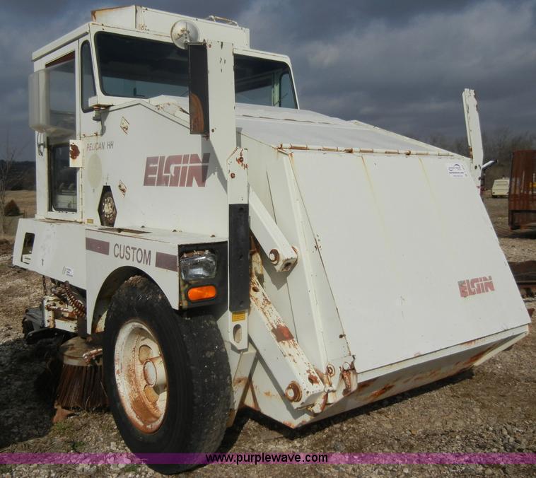 image for item C4233 Elgin custom street sweeper