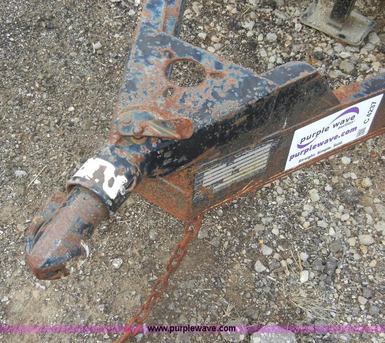 image for item C4237 2001 Neal 18' trailer